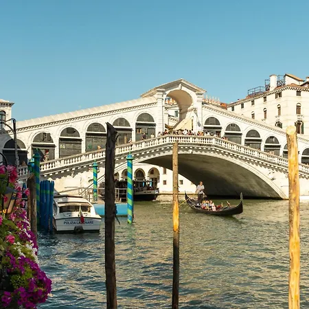 By Rialto * Venice